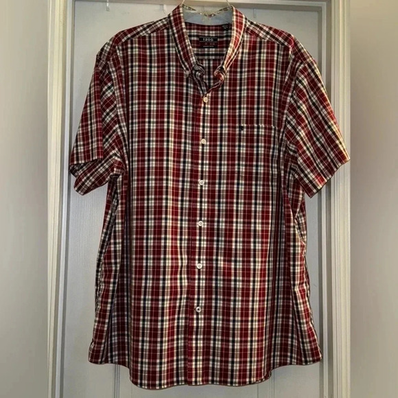 IZOD Short Sleeve Button Down Shirt - Picture 1 of 5